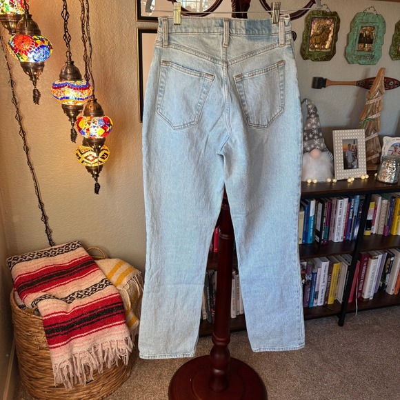 Abercrombie & Fitch 90s Straight Ultra High Rise Curve Love Jeans | Size 26 - Picture 3 of 7